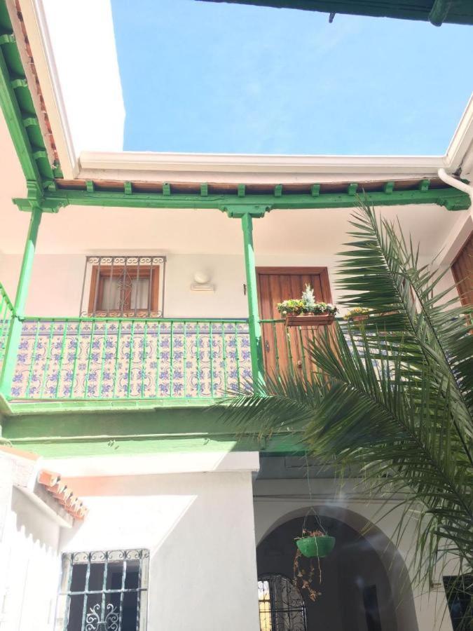 Wish Suite Pureza De Triana Sevilla Esterno foto